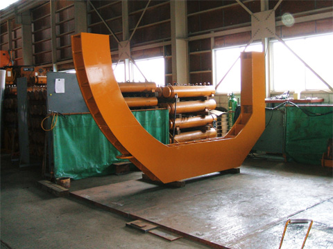内径φ3700mm超大口径管用専用押輪製作過程の写真